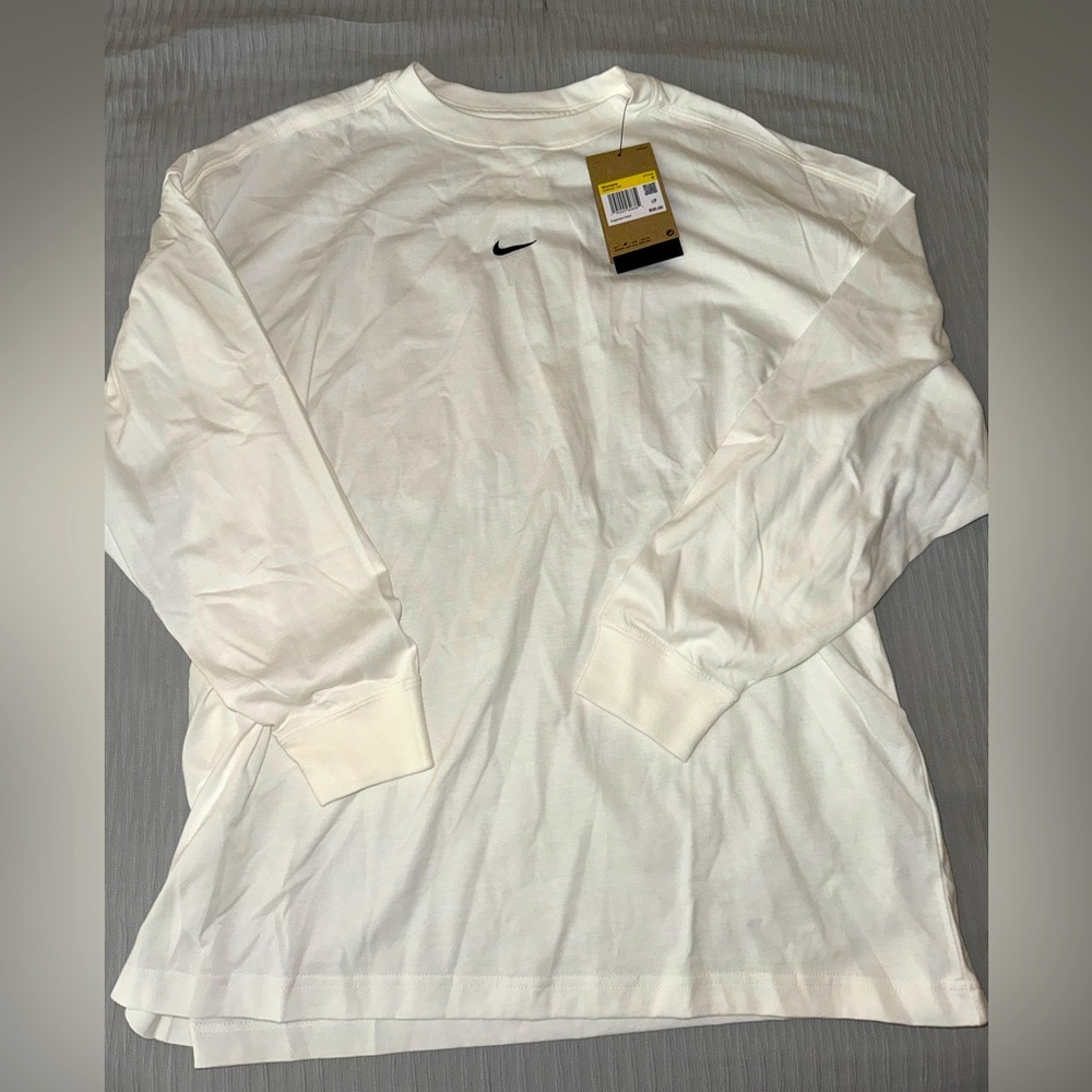 *Brand New* NIKE Womens Long Sleeve Fitness TOP Size S